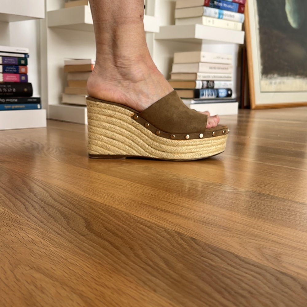 A pair of Zara shoes, camel color.